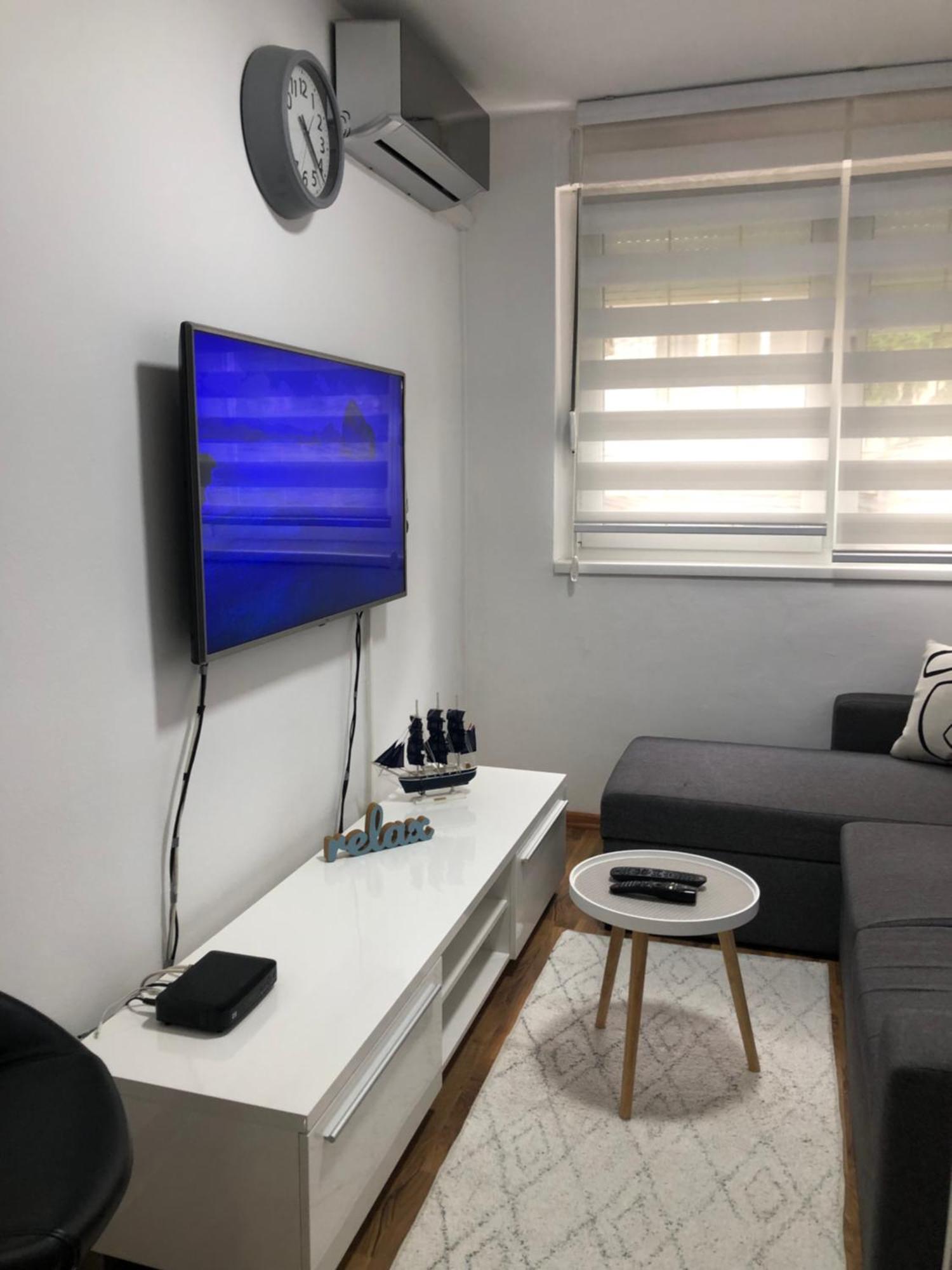 Welcome To The Apartment Mesic- Airport Sarajevo Ngoại thất bức ảnh