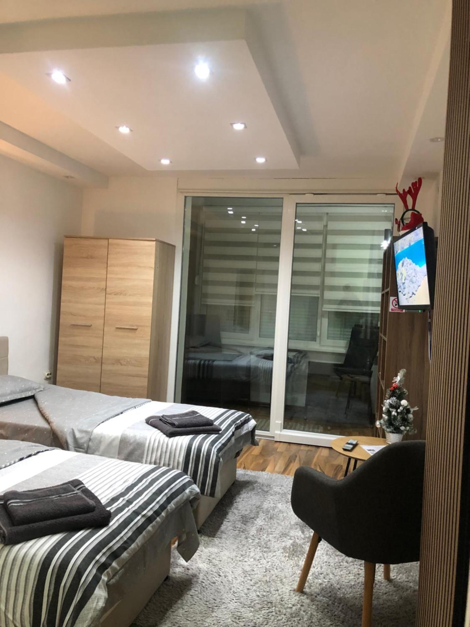 Welcome To The Apartment Mesic- Airport Sarajevo Ngoại thất bức ảnh